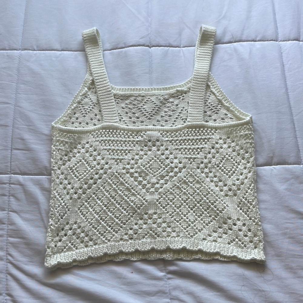 Crocheted Crop Top - Picture 2 of 3